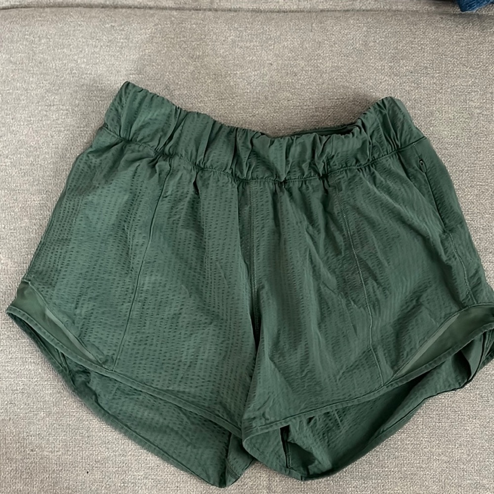 LULULEMON hotty hot shorts